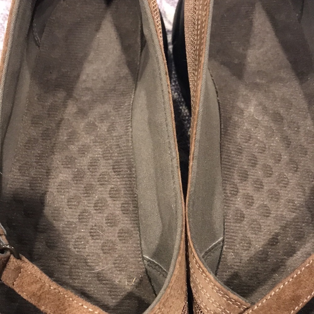 Privo Clarks Casual Athletic Suede Knit Flats Hook Loop Adjustable Woman’s 8 - Picture 3 of 7